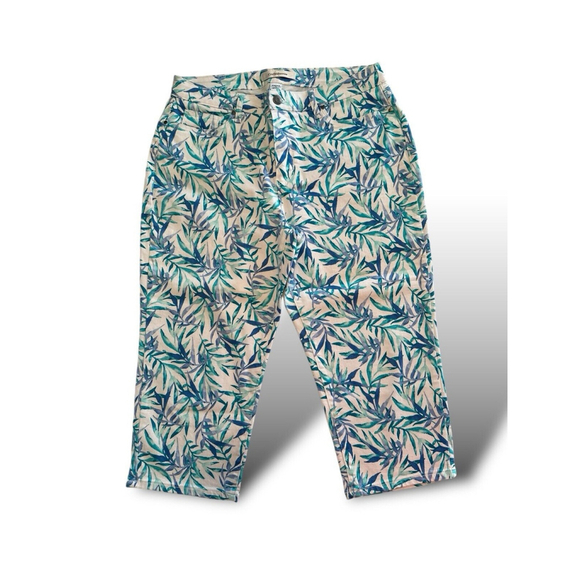 Croft & Barrow Stretch Capris Womens 14 Denim White & Blue Beach Palms Tropical - Picture 1 of 15